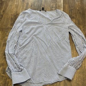 Banana Republic women’s striped blouse size xs